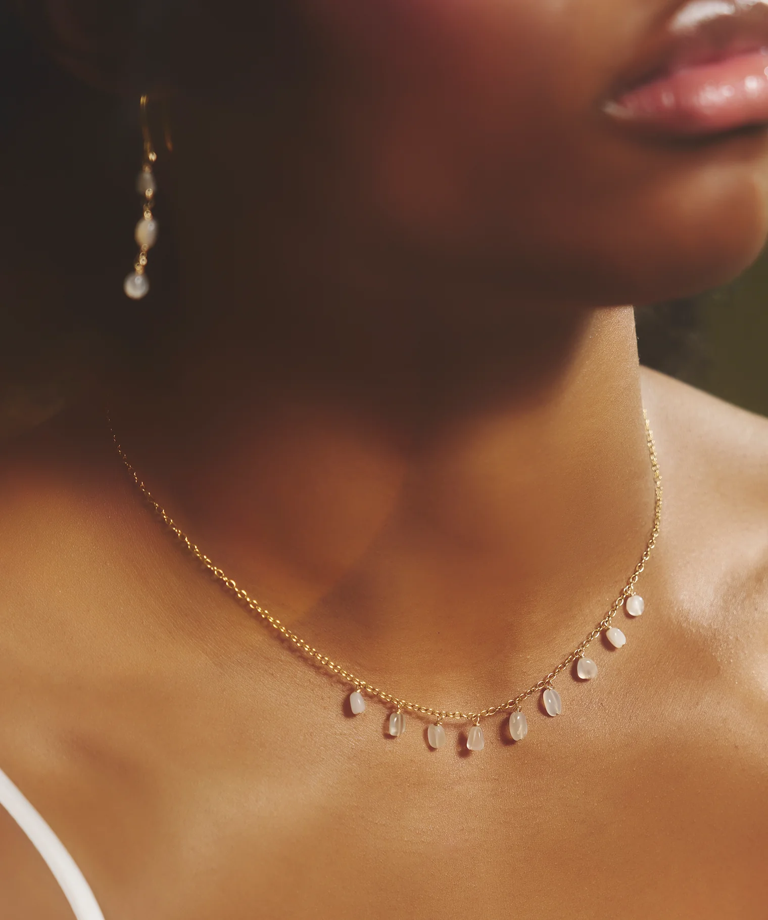 Bridal Neck 06 - Image 2