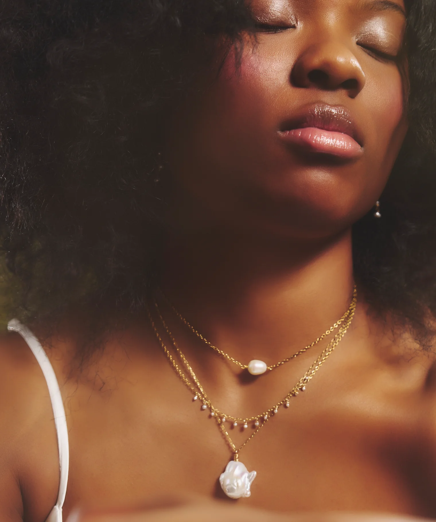 Bridal Neck 13 - Image 3