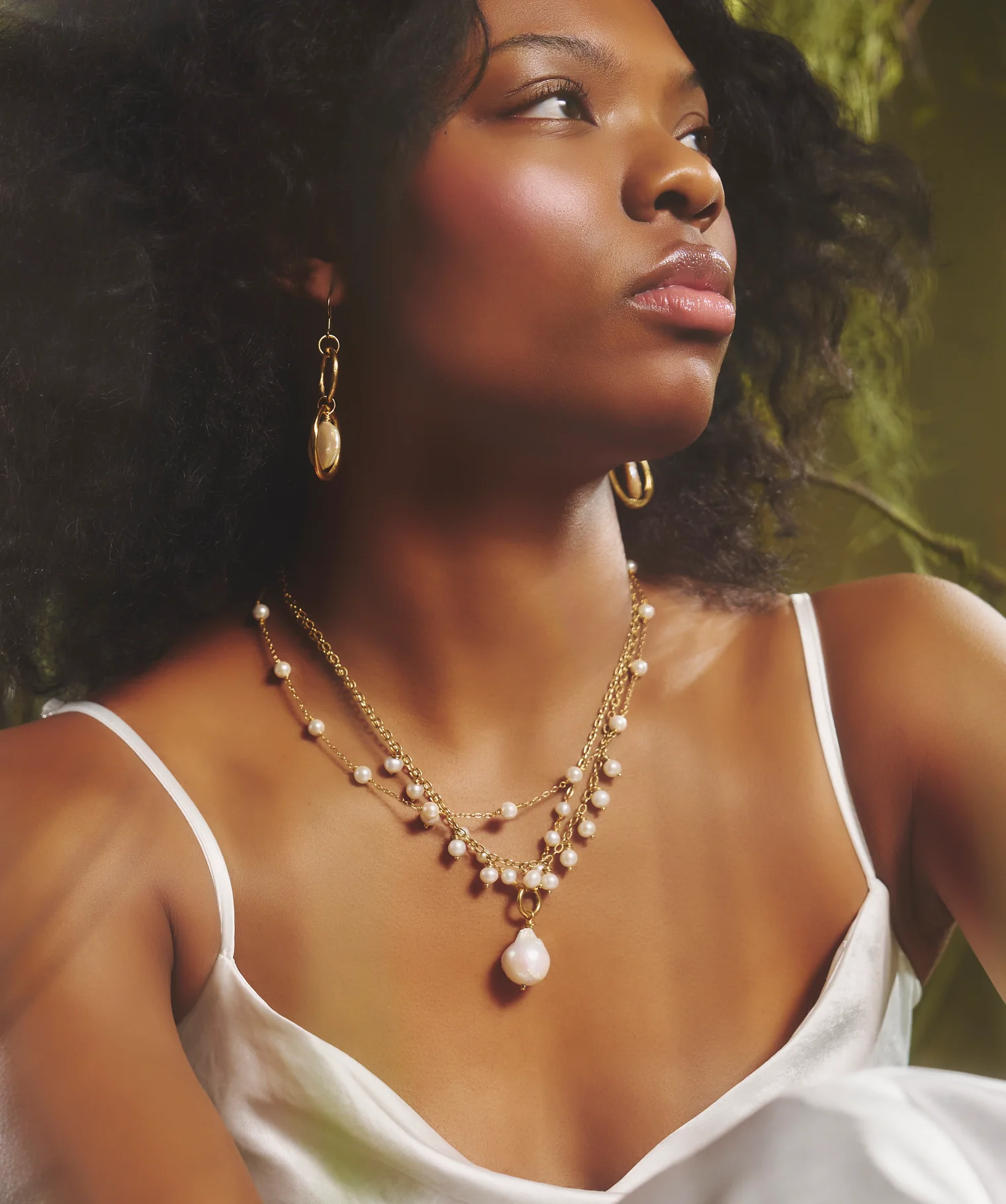 Bridal Neck 17 - Image 2